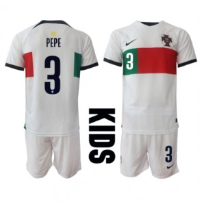Portugalia Pepe #3 Koszulka Wyjazdowych Dziecięca MŚ 2022 Krótki Rękaw (+ Krótkie spodenki)